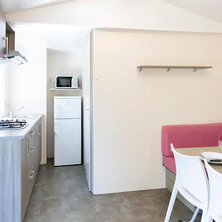 キャンプ場 Rose ドルメッレット