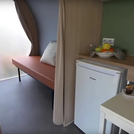 Rose キャンプ場 2*