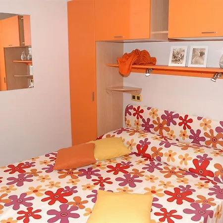 Rose Campingplatz 2*