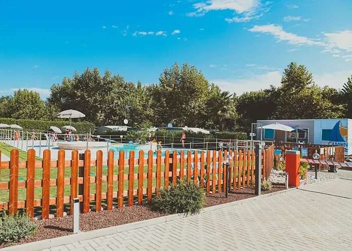 Кемпинг Rose 2*